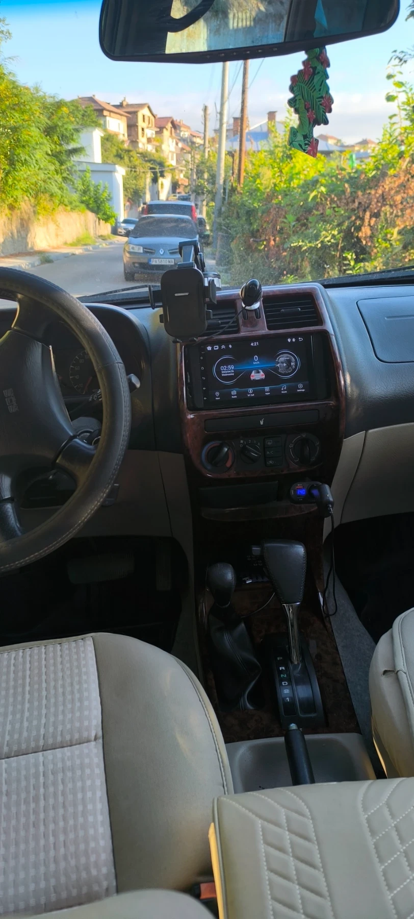 Nissan Terrano, снимка 5 - Автомобили и джипове - 55990533