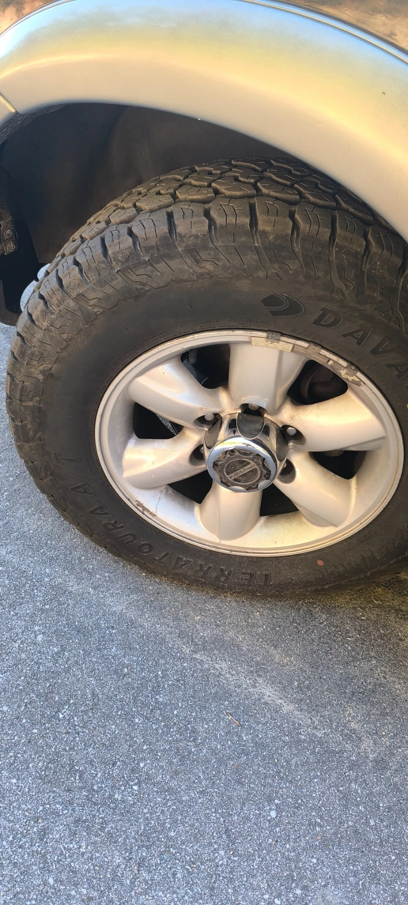 Nissan Terrano, снимка 2 - Автомобили и джипове - 55990533