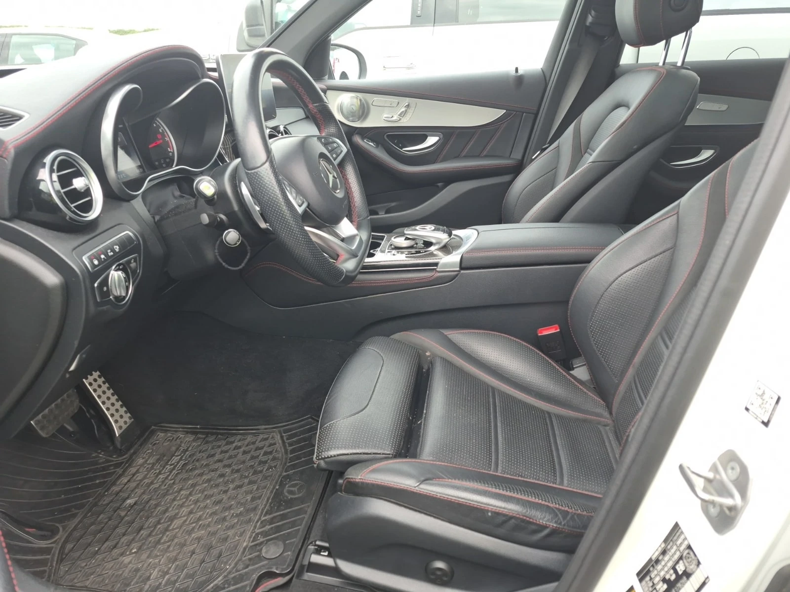 Mercedes-Benz GLC 43 AMG BURMESTER| PANO| ПАМЕТ| DISTRONIC| 2 КЛЮЧА, снимка 5 - Автомобили и джипове - 56112121