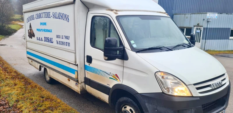 Iveco Daily КЕМПЕР ЗА БЪРЗО ХРАНЕНЕ 2.3 jtd  35C12 , снимка 2 - Бусове и автобуси - 52128524