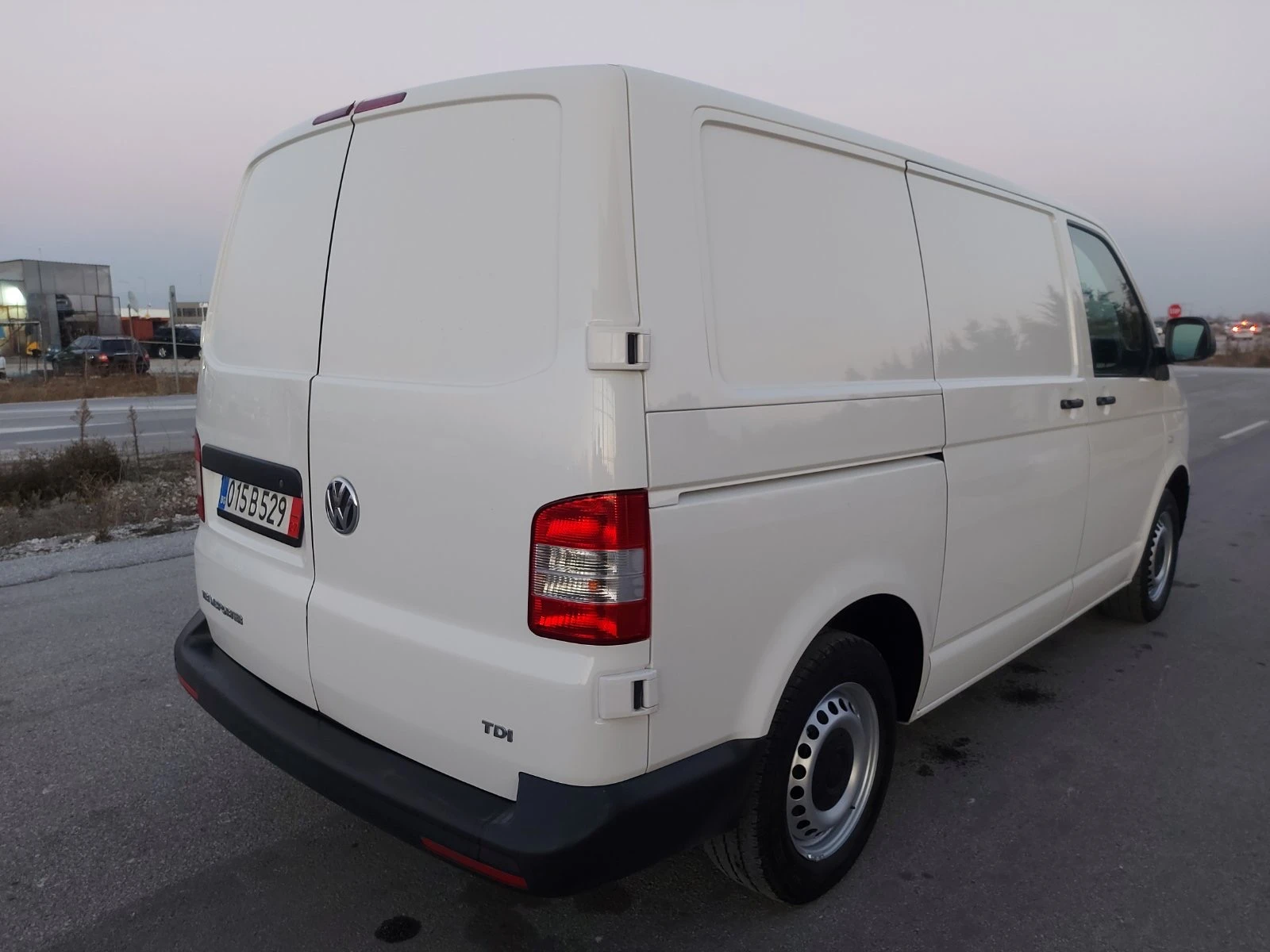 VW Transporter Хладилен, Климатроник - изображение 6