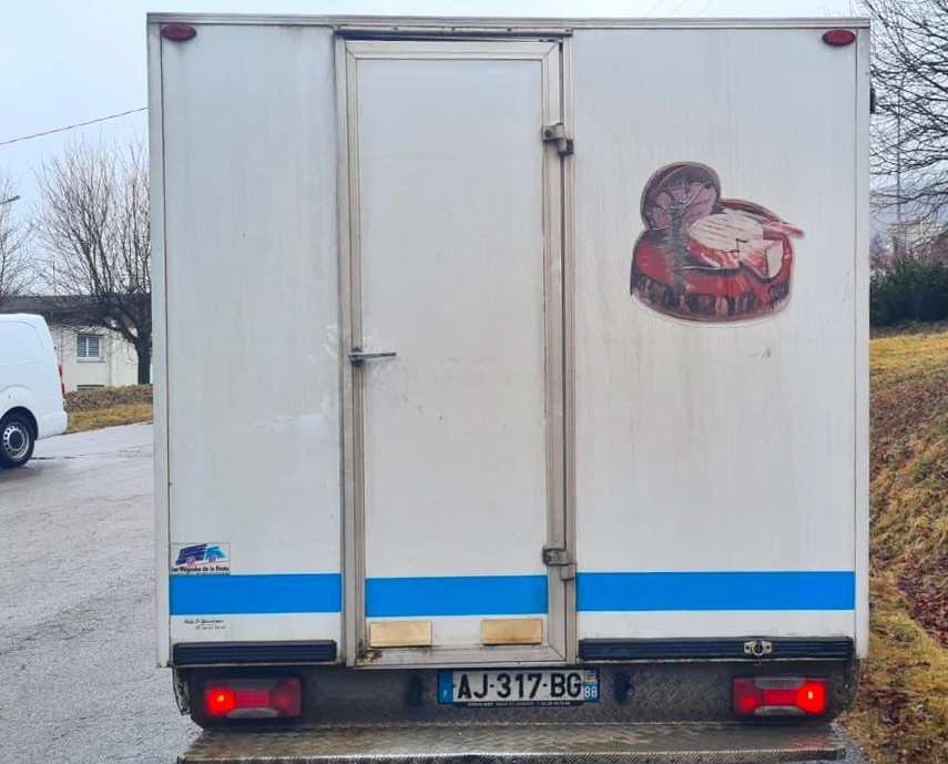 Iveco Daily КЕМПЕР ЗА БЪРЗО ХРАНЕНЕ 2.3 jtd  35C12  - изображение 4