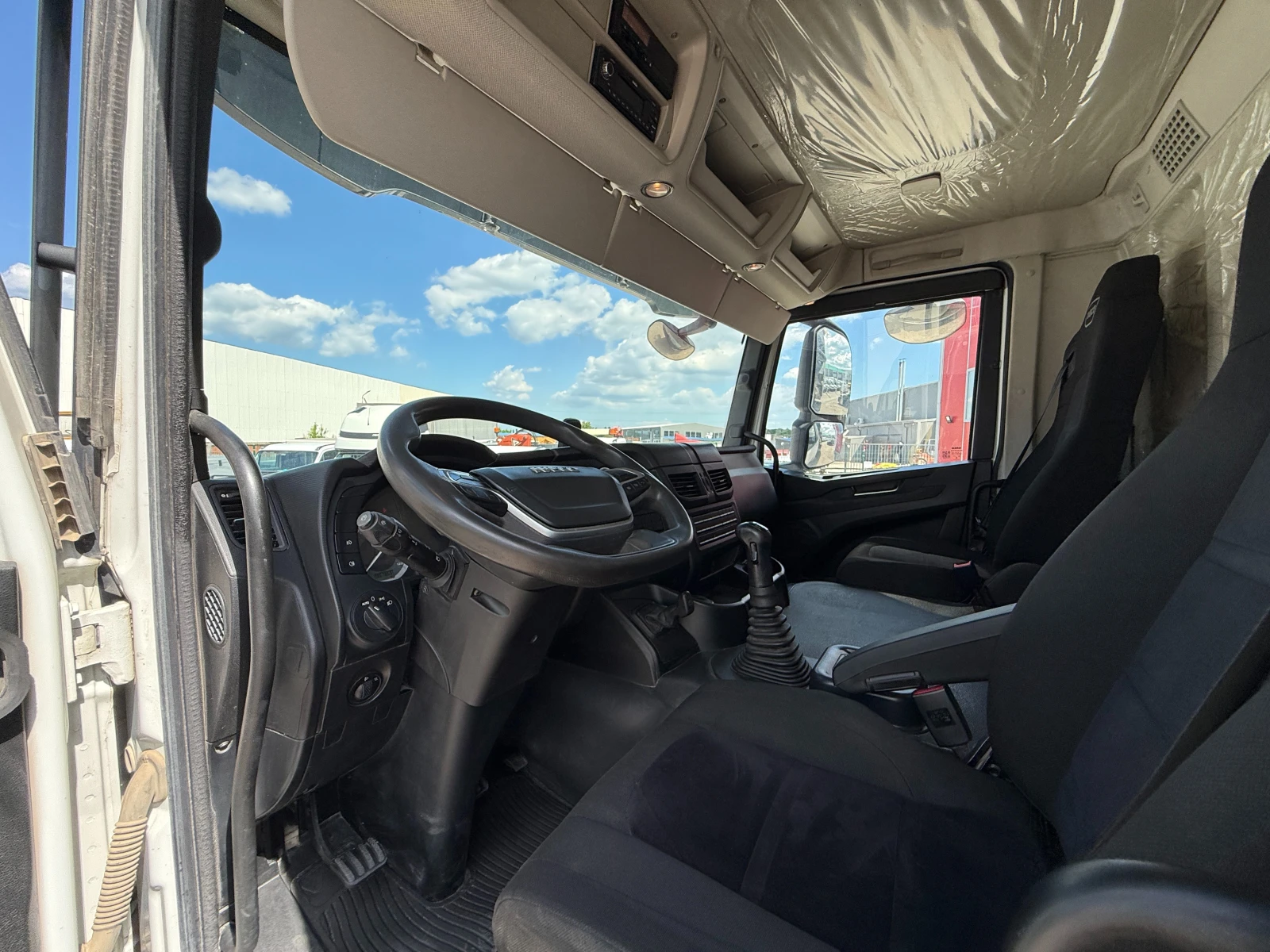 Iveco T-WAY TRAKKER AD410T45, снимка 13 - Камиони - 54702012