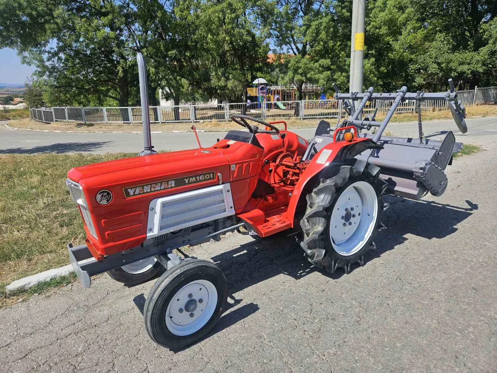 Трактор Yanmar YM1601, снимка 1