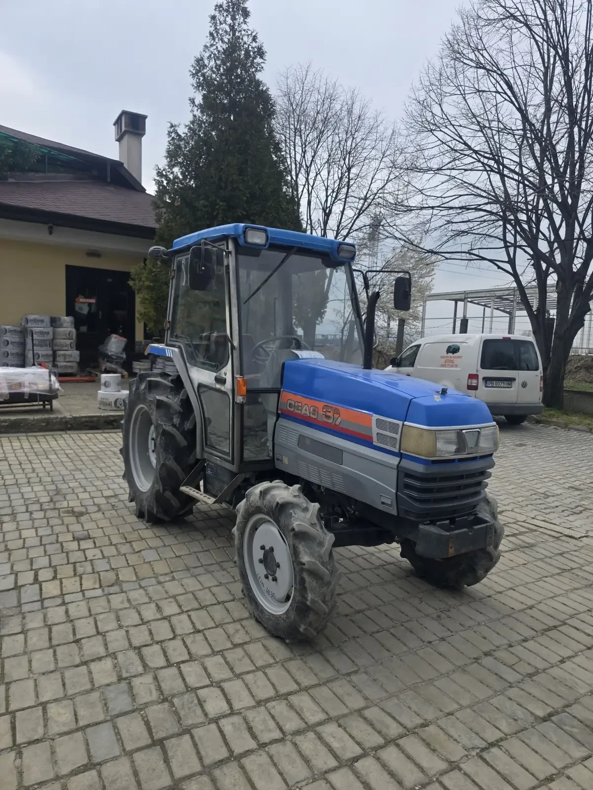 ������� ISEKI Geas 37   � ������ | Mobile.bg � ����������� 2