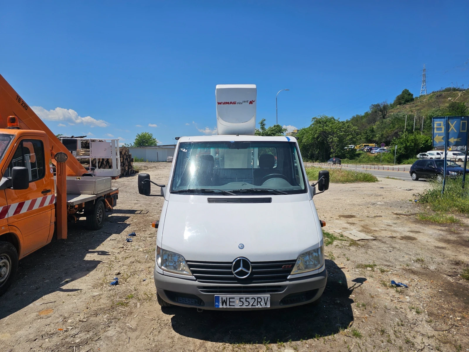 Автовишка Mercedes-Benz Sprinter Wumag WT200 - изображение 3