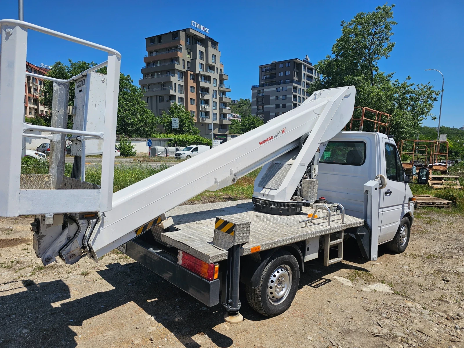 Автовишка Mercedes-Benz Sprinter Wumag WT200 - изображение 5