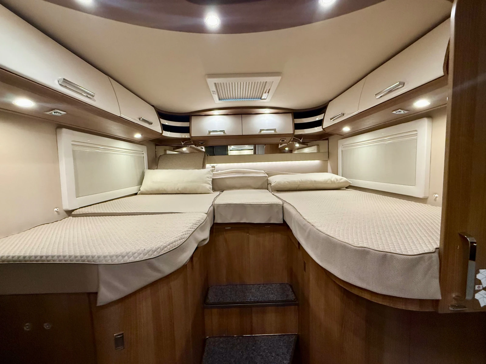 ������ Carthago C-Tourer 144* 3.5�.* � ���������* TV* K�������*  | Mobile.bg � ����������� 9