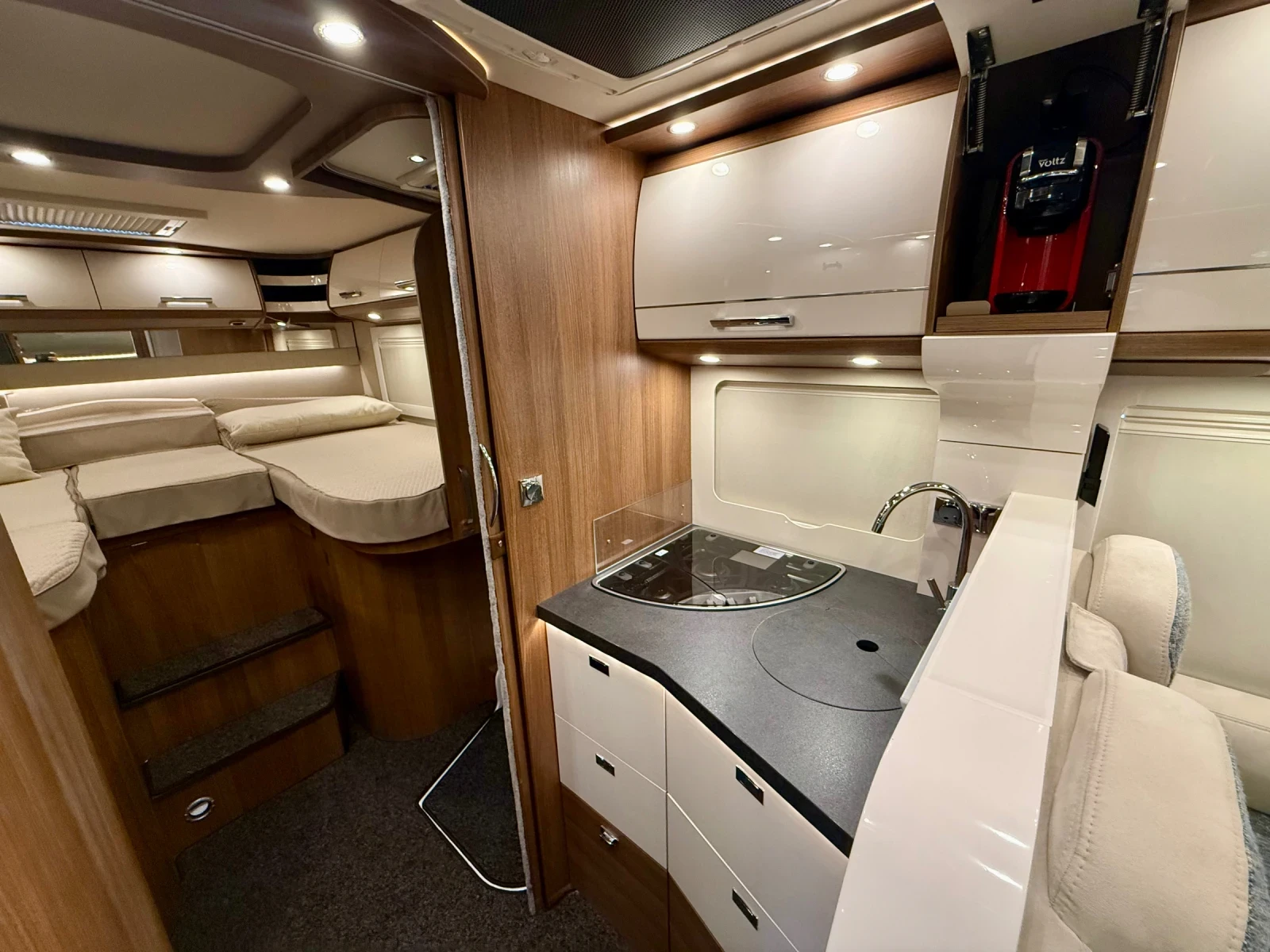 ������ Carthago C-Tourer 144* 3.5�.* � ���������* TV* K�������*  | Mobile.bg � ����������� 7