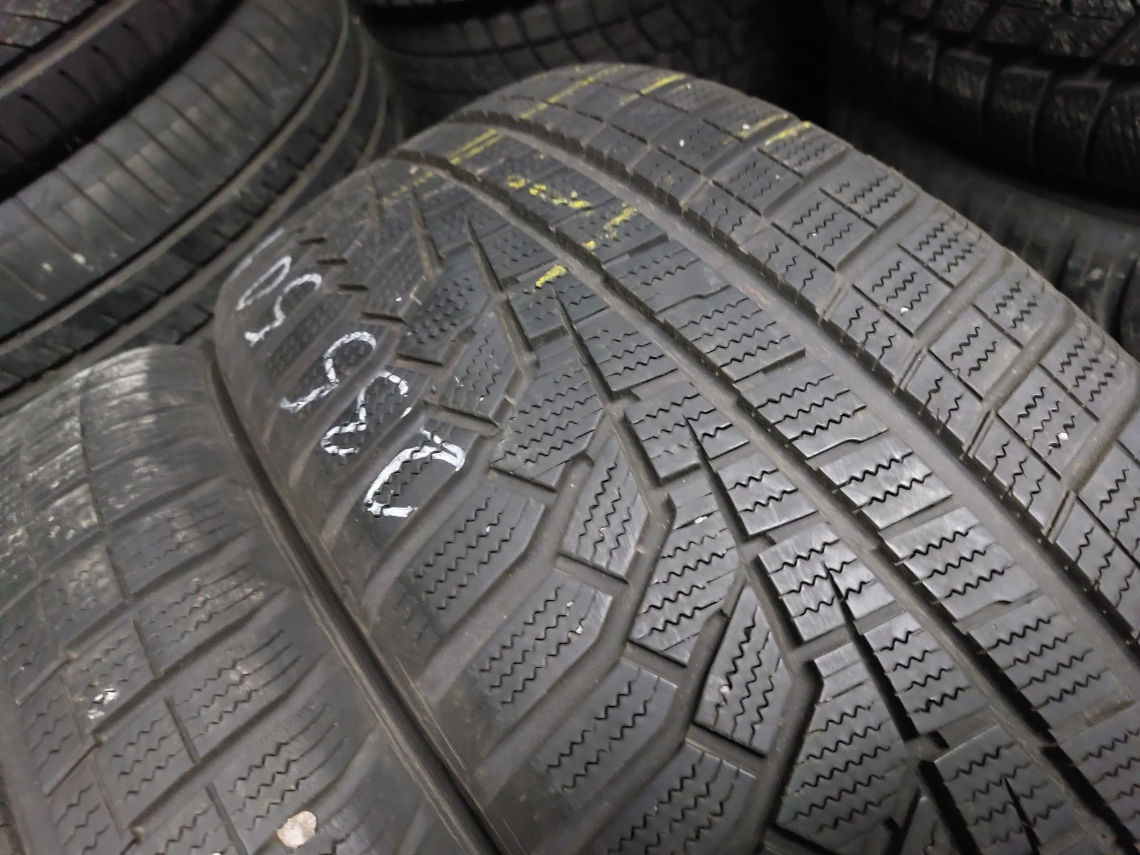 ���� 235/50R19 | Mobile.bg � ����������� 4