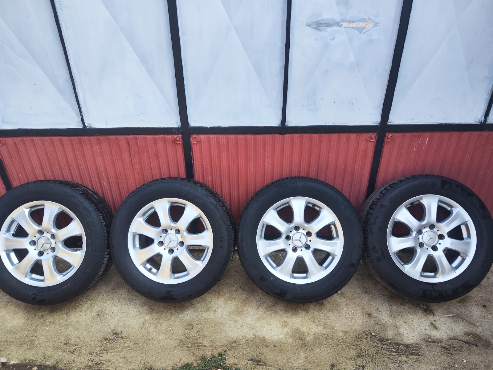 ���� � ������ 225/55R16 �� Mercedes-Benz E 270 | Mobile.bg � ����������� 1