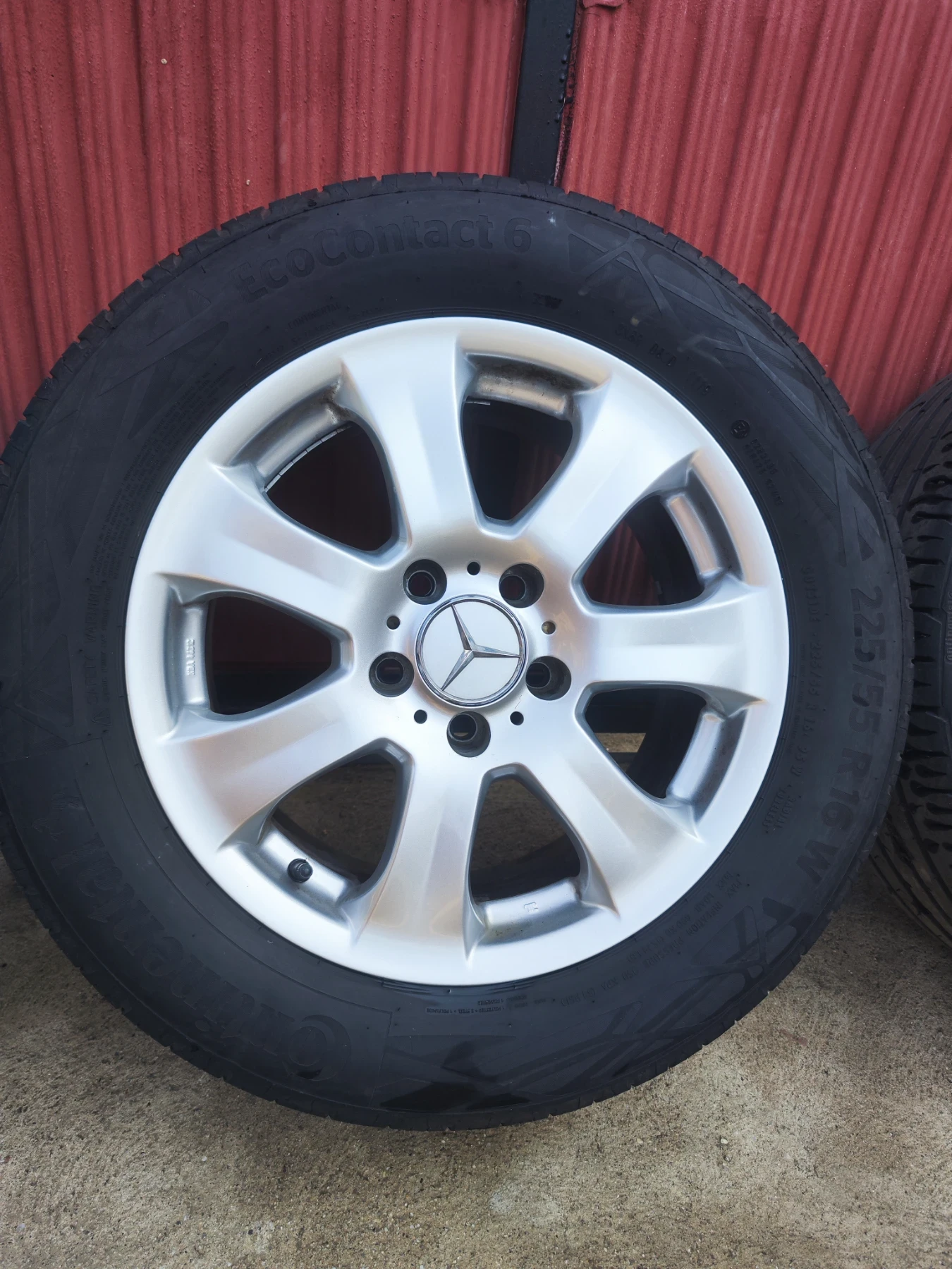 ���� � ������ 225/55R16 �� Mercedes-Benz E 270 | Mobile.bg � ����������� 4