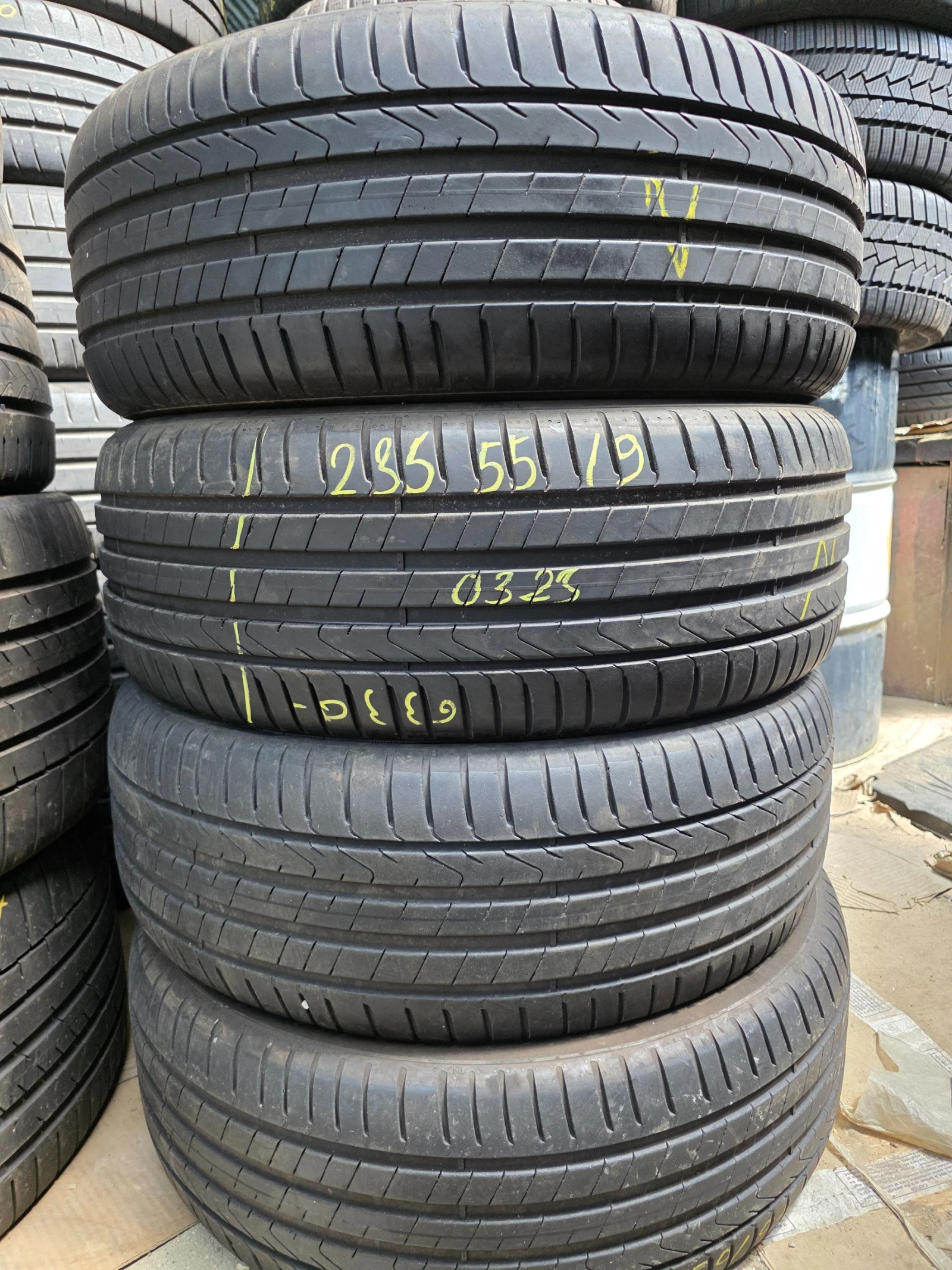 Гуми Летни 235/55R19, снимка 6 - Гуми и джанти - 55478974