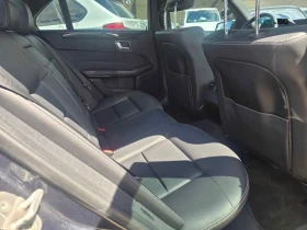 Mercedes-Benz E 300 * АвтоКредит * (ЦЕНА ДО БГ), снимка 16