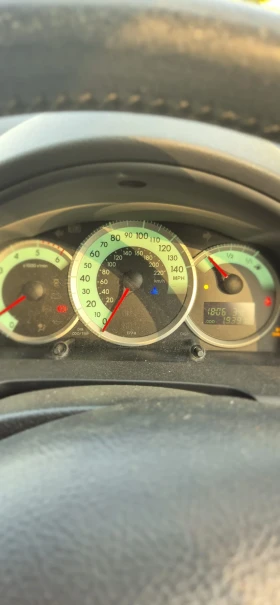 Toyota Corolla verso, снимка 10