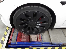 Tesla Model 3 Performance | Mobile.bg    10
