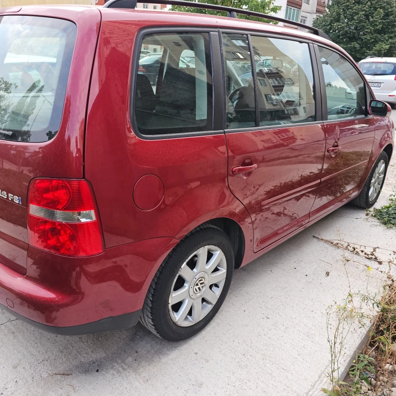 VW Touran 1.6fsi klimatronik , снимка 6 - Автомобили и джипове - 47155978