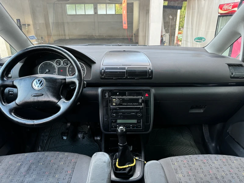 VW Sharan, снимка 10 - Автомобили и джипове - 47241880