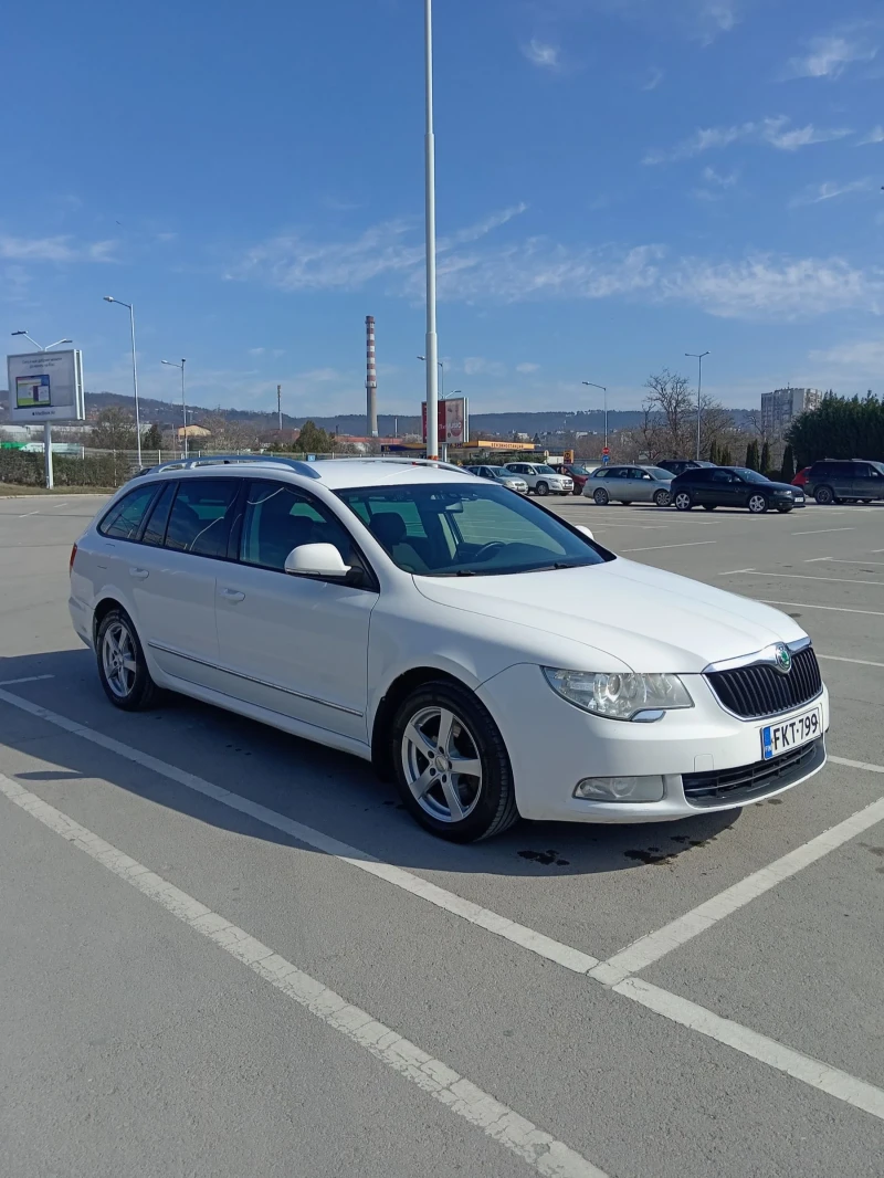 Skoda Superb, снимка 2 - Автомобили и джипове - 49430678