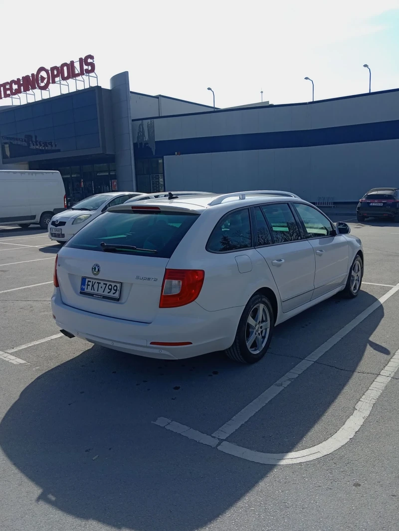 Skoda Superb, снимка 3 - Автомобили и джипове - 49430678