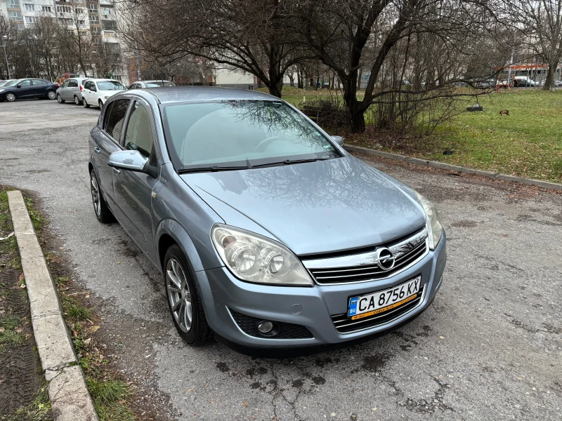 Opel Astra 1.6, снимка 1 - Автомобили и джипове - 49582010