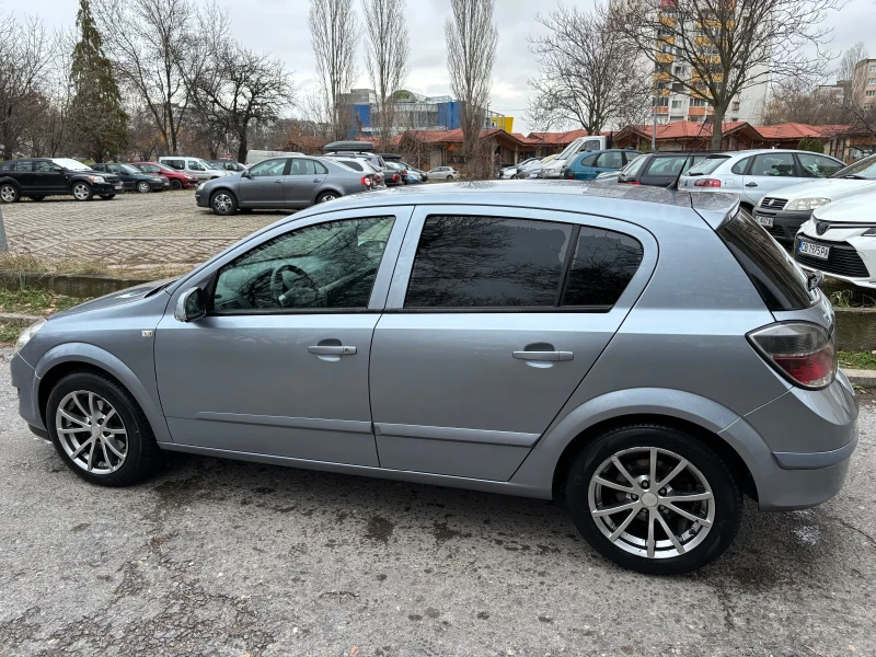 Opel Astra 1.6, снимка 2 - Автомобили и джипове - 49582010