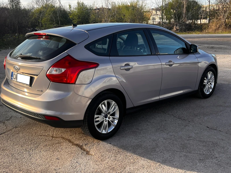 Ford Focus 1.0 100 кс , снимка 4 - Автомобили и джипове - 52875167