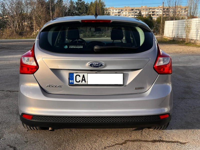 Ford Focus 1.0 100 кс , снимка 17 - Автомобили и джипове - 52875167