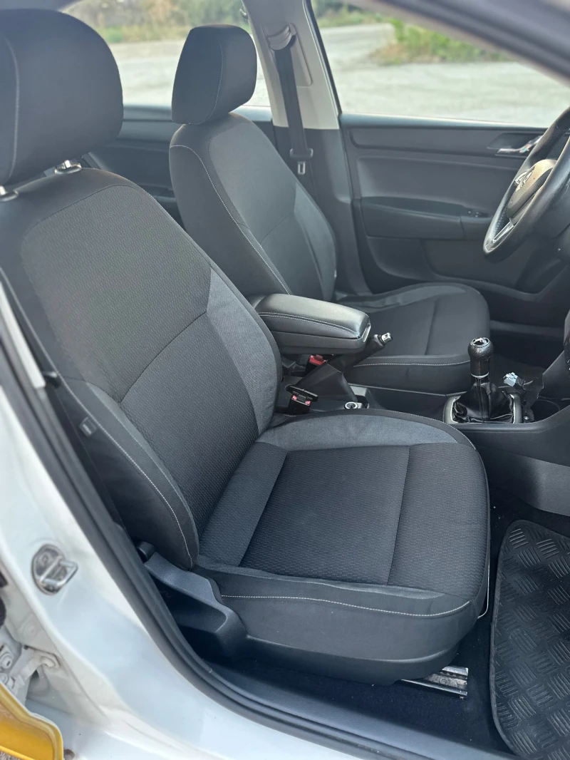 Skoda Rapid Euro 6, снимка 3 - Автомобили и джипове - 51371210