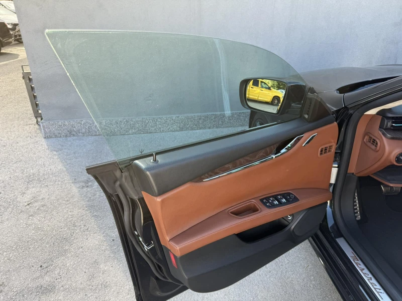 Maserati Quattroporte SQ4 3.0 V6, снимка 8 - Автомобили и джипове - 51591230