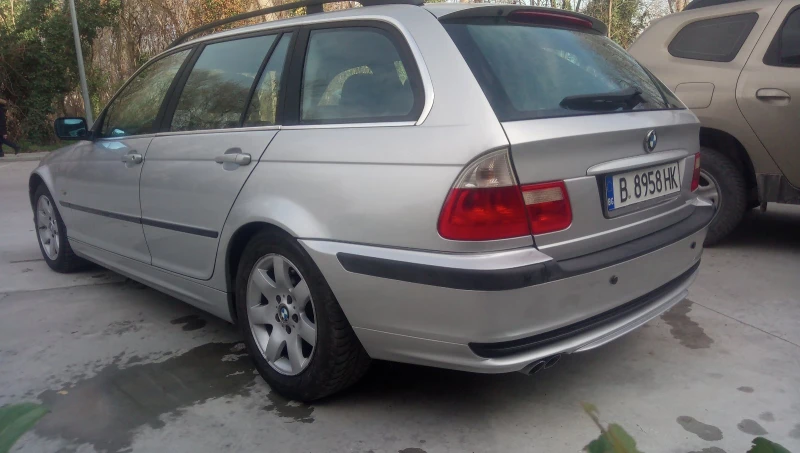 BMW 320, снимка 4 - Автомобили и джипове - 52705487