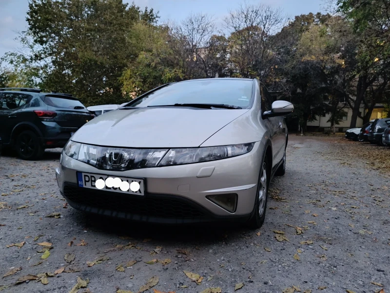 Honda Civic 8 gen 1.8 i-VTEC + ГАЗ Икономична и надеждна, снимка 7 - Автомобили и джипове - 52133823