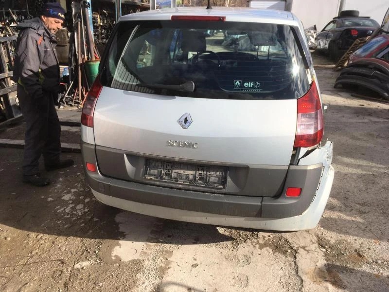 Renault Scenic 1.9 Tdi, снимка 4 - Автомобили и джипове - 35913880