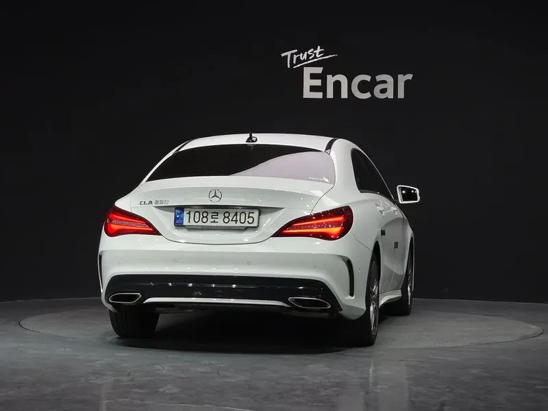 Mercedes-Benz CLA 2.5, снимка 4 - Автомобили и джипове - 54287776