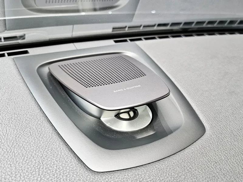 BMW 730, снимка 16 - Автомобили и джипове - 54600919