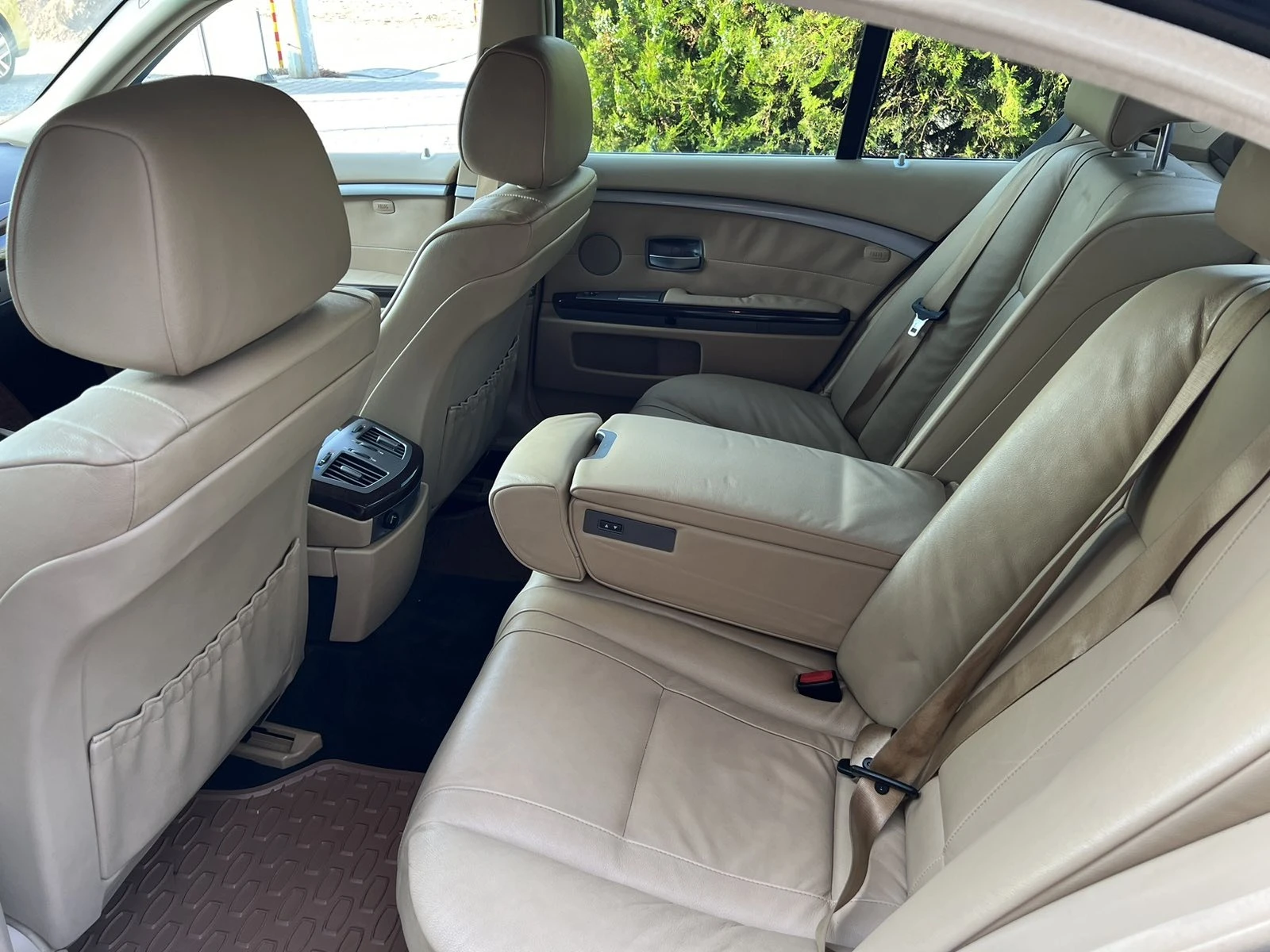 BMW 750 | Mobile.bg   14