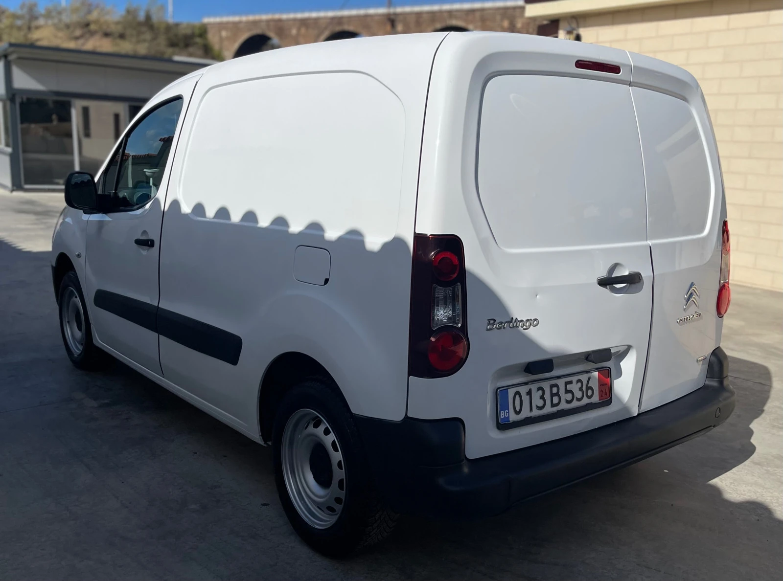 Citroen Berlingo 1.6 HDI Euro 6 Service book  - изображение 3