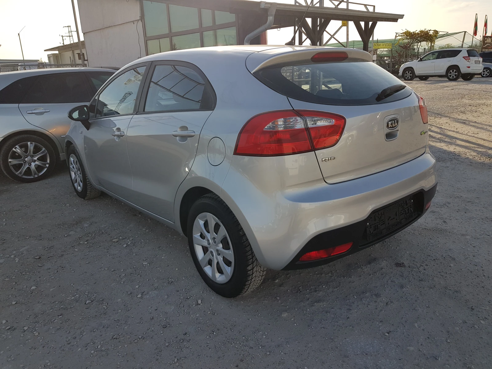 Kia Rio 1.2 CRDI - 75 к.с. 139 690 км EURO 5A ЛИЗИНГ - изображение 7