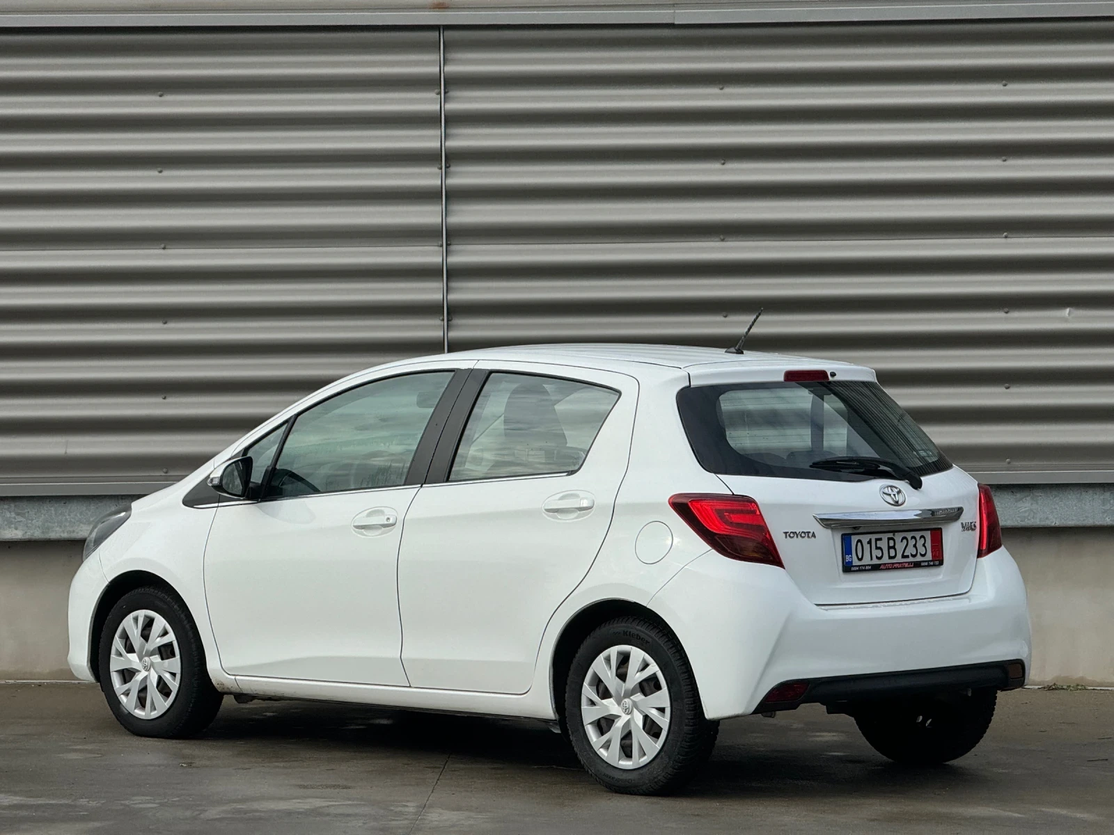 Toyota Yaris 1.4d FACELIFT CAMERA* NAVI СОБСТВЕН ЛИЗИНГ* БАРТЕР - изображение 4