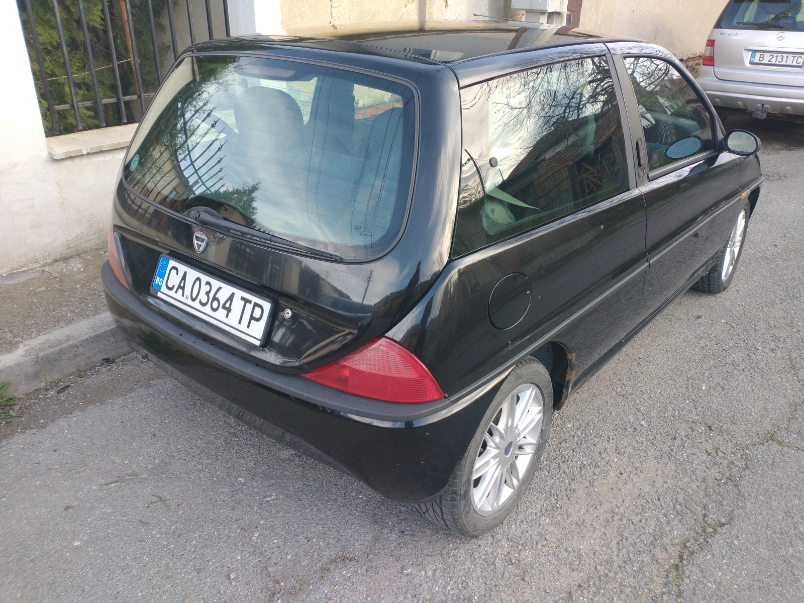 Lancia Y 1.2 LS - изображение 2