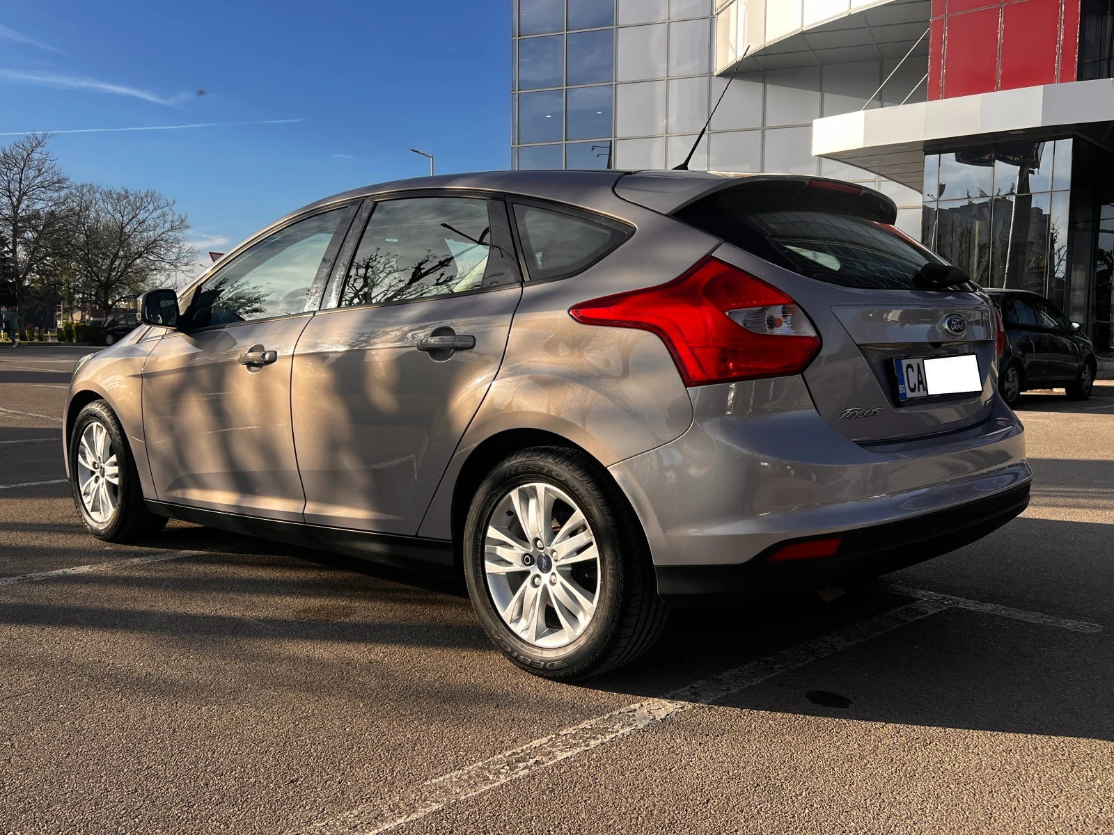 Ford Focus 1.0 100 кс , снимка 3 - Автомобили и джипове - 53810274