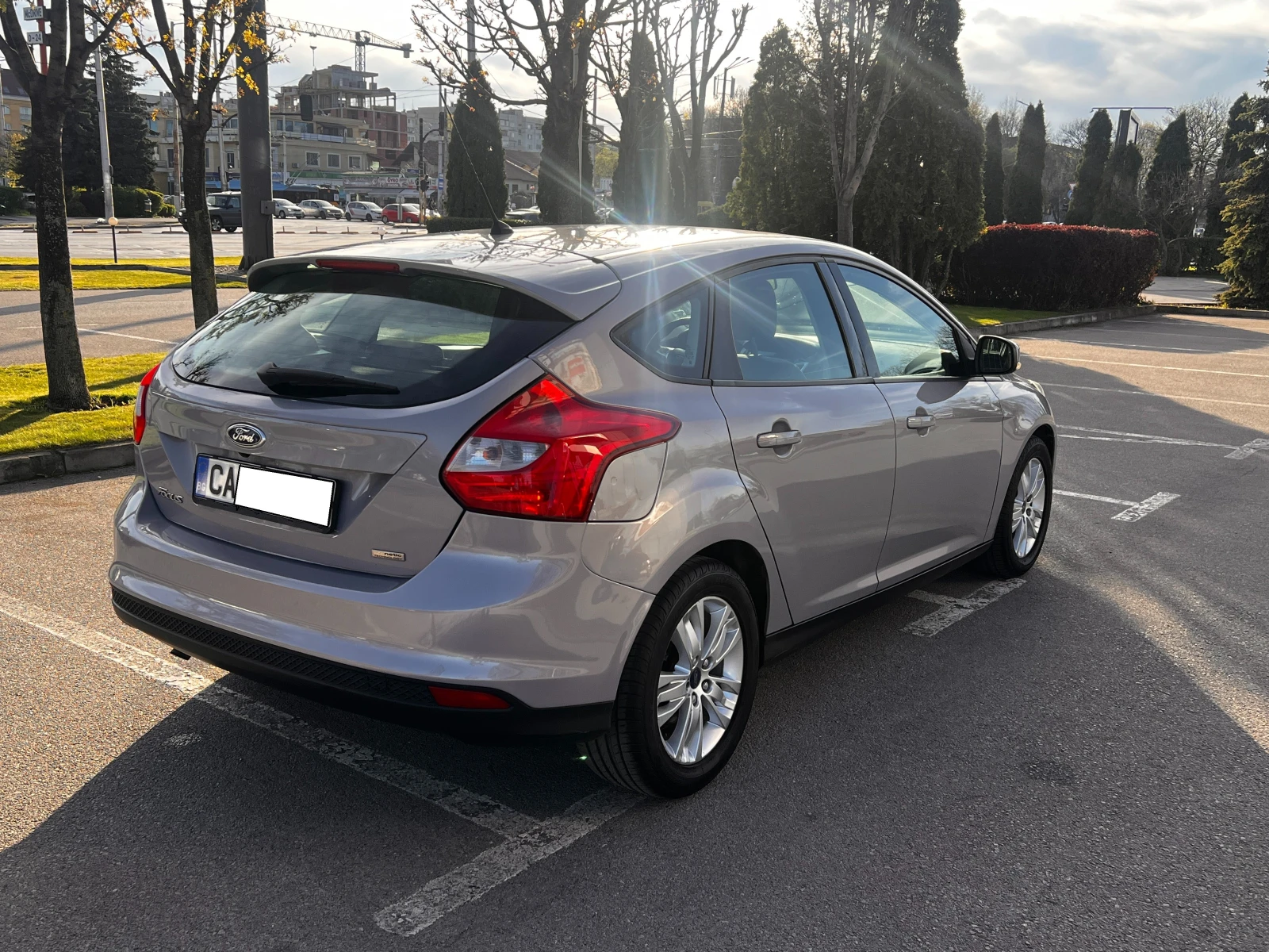 Ford Focus 1.0 100 кс , снимка 5 - Автомобили и джипове - 53810274