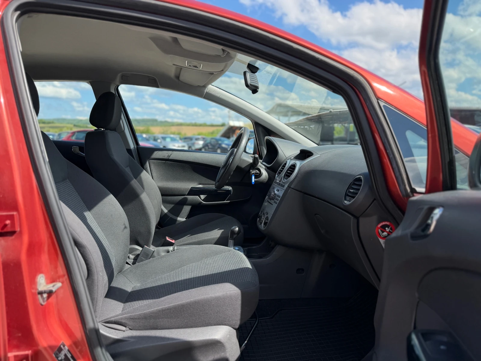 Opel Corsa 1.2I FACE АВТОМАТ , снимка 14 - Автомобили и джипове - 50476791