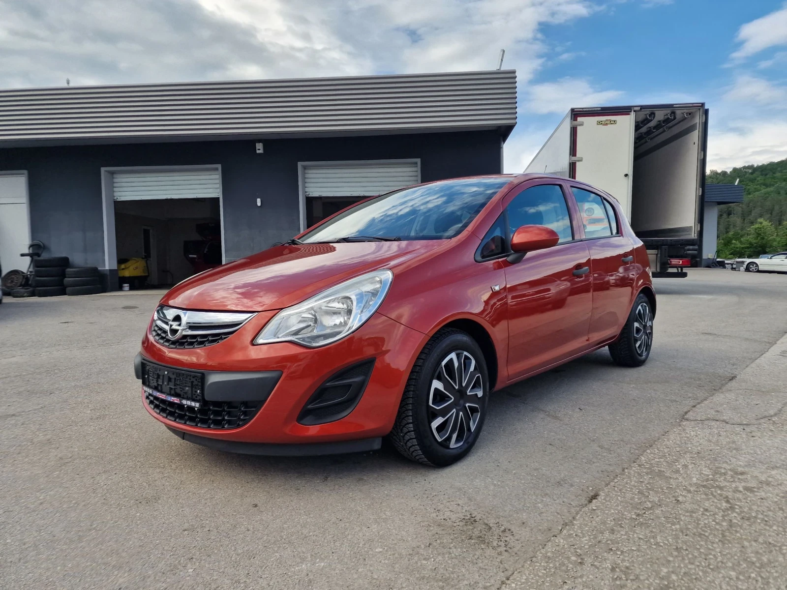 Opel Corsa 1.2I FACE АВТОМАТ  - изображение 3