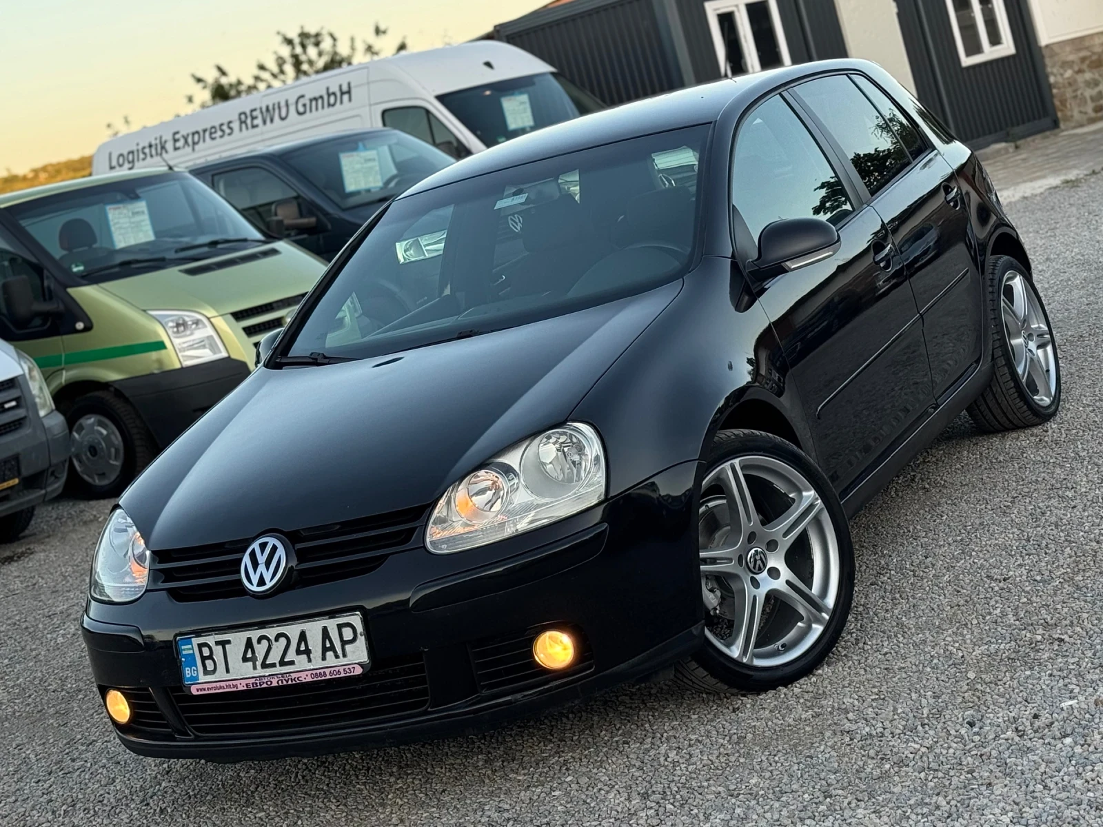 VW Golf 1.9TDI 105кс 6с ОТ ПЪРВИ СОБСТВЕНИК НОВ  - изображение 3