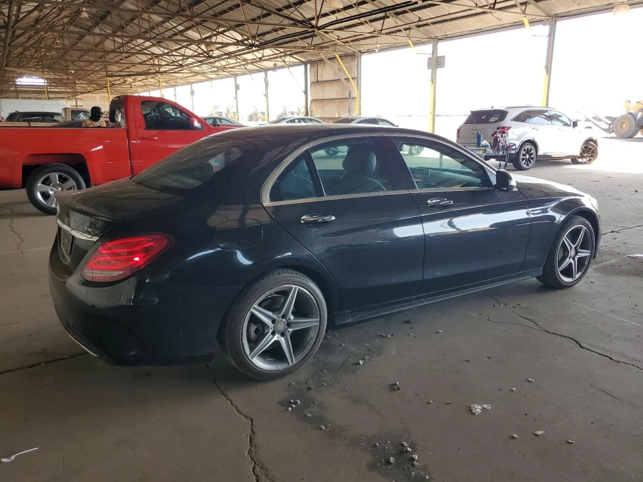Mercedes-Benz C 400 4MATIC * AMG PACK* * ЛИЗИНГ*  - изображение 4