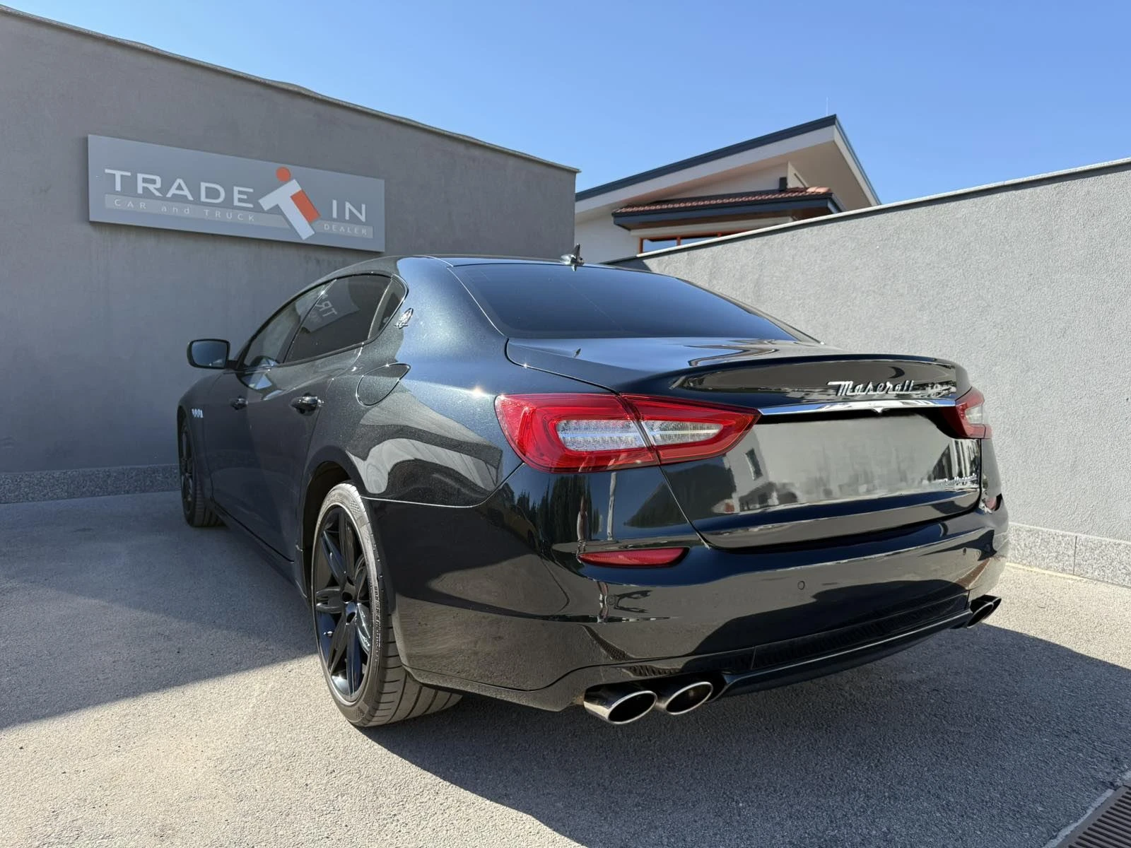 Maserati Quattroporte SQ4 3.0 V6 - изображение 6