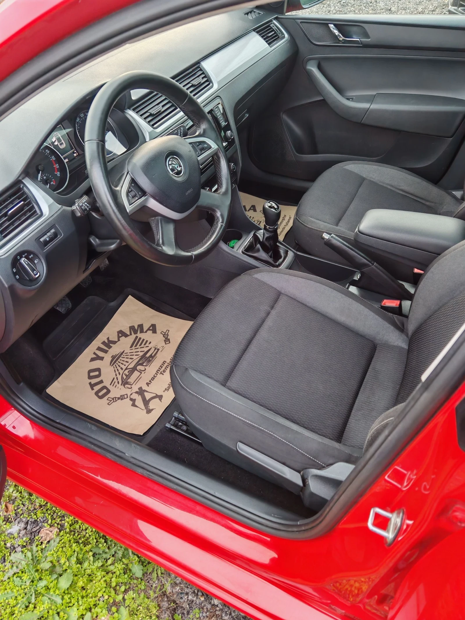 Skoda Rapid Монте Карло  - изображение 9