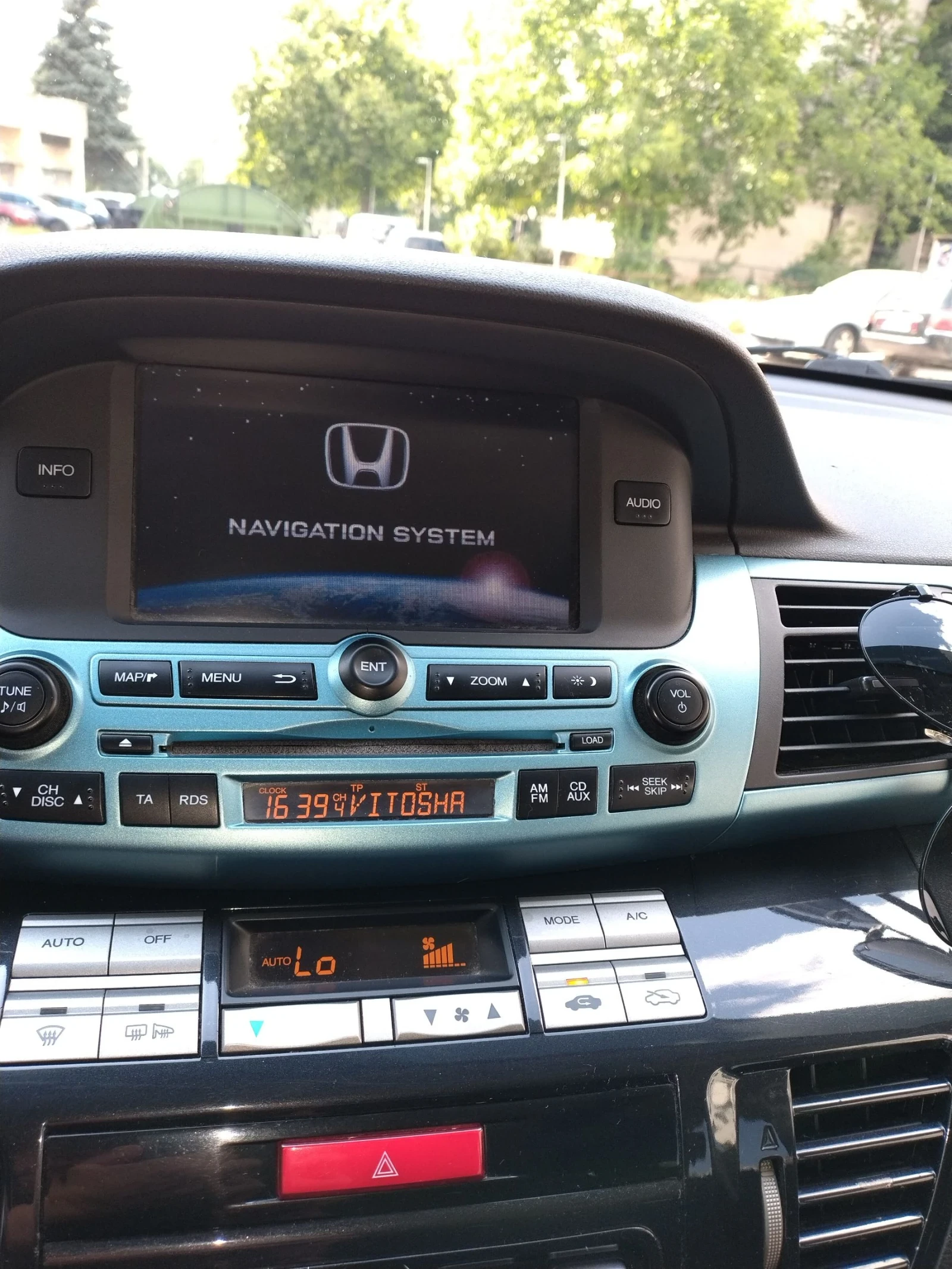 Honda Fr-v Перфектно състояние, снимка 7 - Автомобили и джипове - 53733161