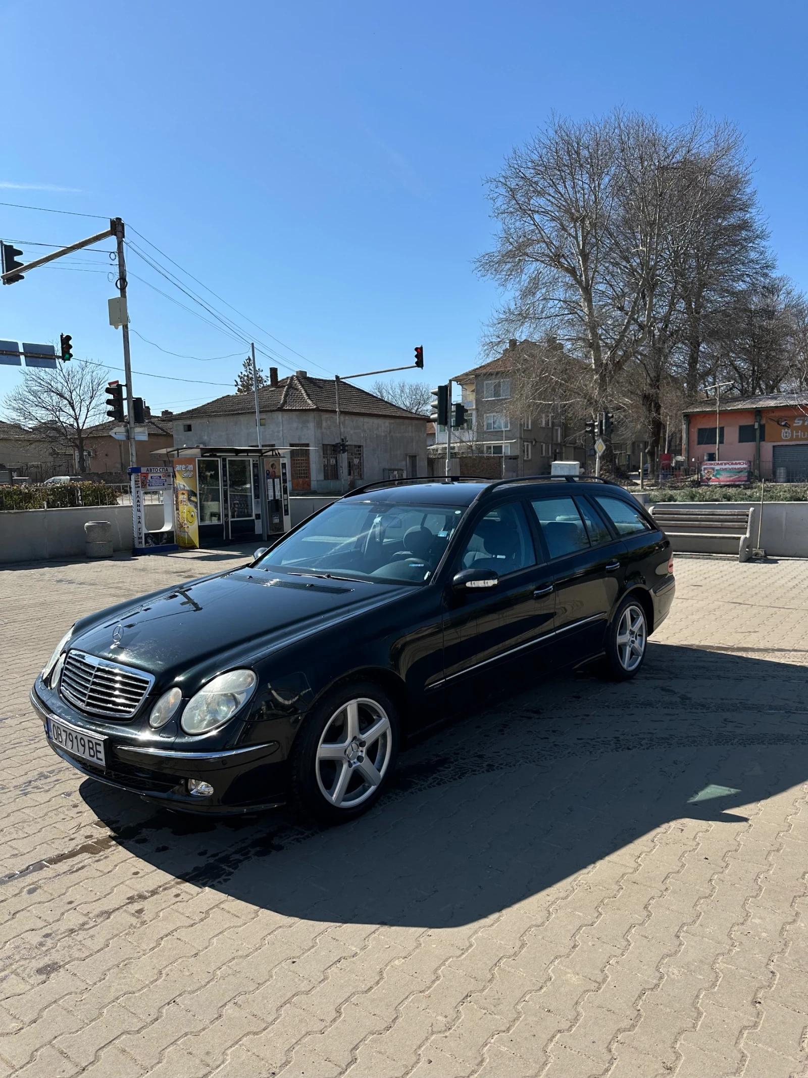 Mercedes-Benz E 320, снимка 2 - Автомобили и джипове - 53750224